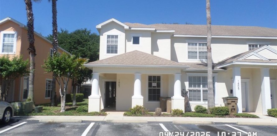 Adosado en Clermont, Florida 3 dormitorios, 139.63 m2 № 2211459