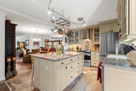 Condo in Saint Petersburg, Florida, 2 bedrooms  № 1899415 - photo 11