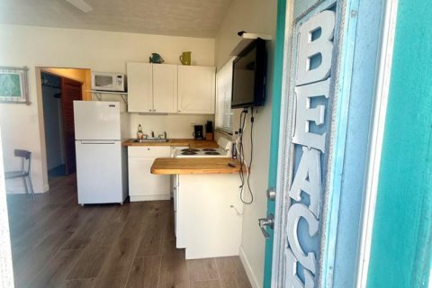 Commercial property in Hollywood, Florida 3 rooms, 35.3 sq.m. № 2084204 - photo 5