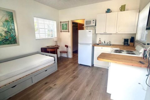 Commercial property in Hollywood, Florida 3 rooms, 35.3 sq.m. № 2084204 - photo 6