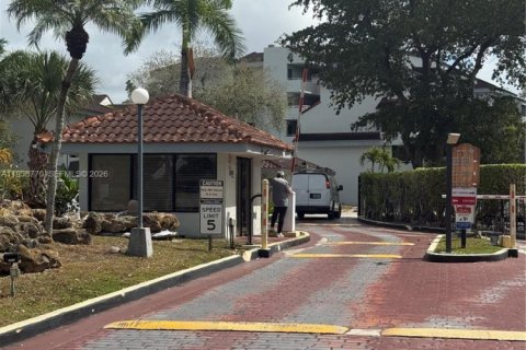 Appartement à louer à Miami, Floride: 2 chambres, 99.78 m2 № 2017536 - photo 18