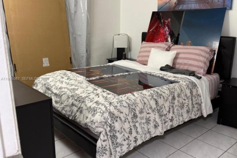 Купить кондоминиум в Хайалиа, Флорида 3 спальни, 98.48м2, № 2044923 - фото 8