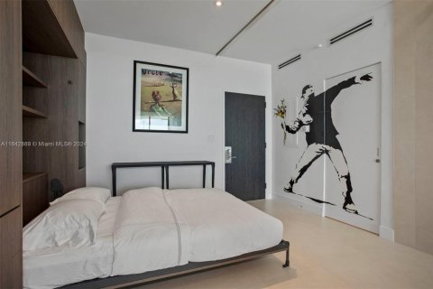 Condo in Miami, Florida, 1 bedroom  № 1880279 - photo 6