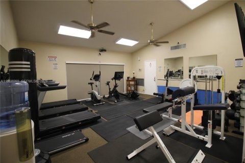 Купить кондоминиум в Плантация, Флорида 2 спальни, 120.4м2, № 2029299 - фото 13