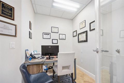Купить коммерческую недвижимость в Дейтона-Бич, Флорида 410.54м2, № 2157203 - фото 27