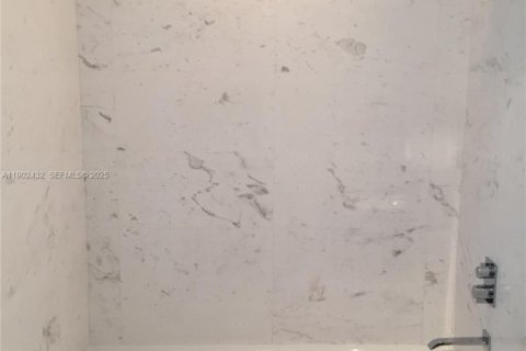 Condominio en alquiler en Key Biscayne, Florida, 2 dormitorios, 158.21 m2 № 2054466 - foto 22