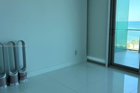 Condominio en alquiler en Key Biscayne, Florida, 2 dormitorios, 158.21 m2 № 2054466 - foto 8