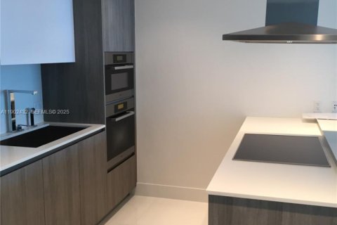 Condominio en alquiler en Key Biscayne, Florida, 2 dormitorios, 158.21 m2 № 2054466 - foto 15