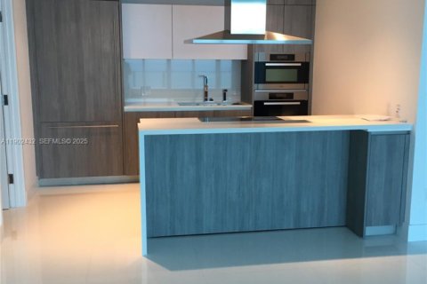 Condominio en alquiler en Key Biscayne, Florida, 2 dormitorios, 158.21 m2 № 2054466 - foto 14