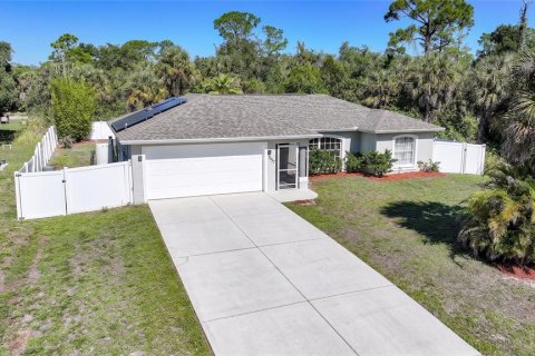 Casa en North Port, Florida 3 dormitorios, 110 m2 № 2364415