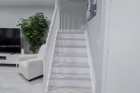 Casa en venta en Davie, Florida, 3 dormitorios, 153.1 m2 № 1945768 - foto 20