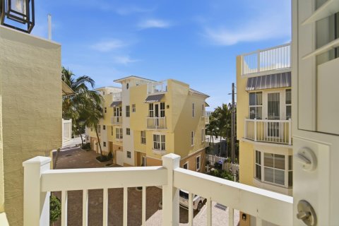 Touwnhouse à vendre à Lauderdale-by-the-Sea, Floride: 3 chambres, 155.52 m2 № 2436069 - photo 23