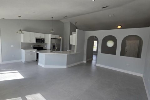 House in Kissimmee, Florida 3 bedrooms, 166.85 sq.m. № 2377929 - photo 12
