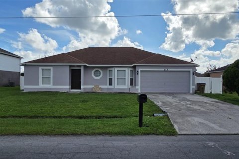 House in Kissimmee, Florida 3 bedrooms, 166.85 sq.m. № 2377929 - photo 3