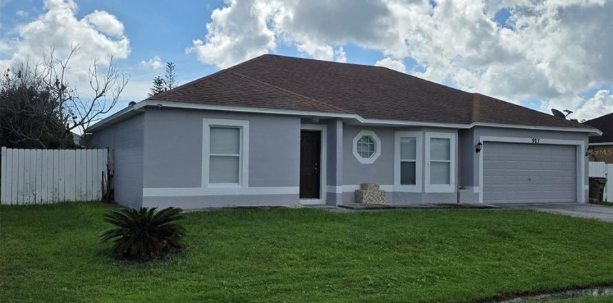 House in Kissimmee, Florida 3 bedrooms, 166.85 sq.m. № 2377929