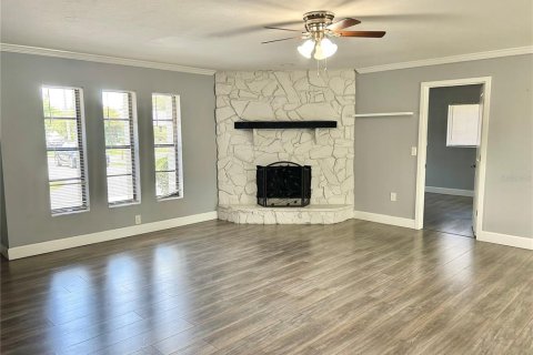 House in Sarasota, Florida 3 bedrooms, 154.5 sq.m. № 2198404 - photo 6