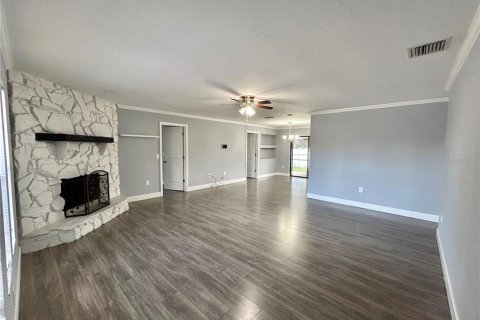 House in Sarasota, Florida 3 bedrooms, 154.5 sq.m. № 2198404 - photo 4