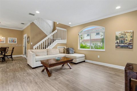 Adosado en venta en Hollywood, Florida, 3 dormitorios, 162.39 m2 № 2006368 - foto 5