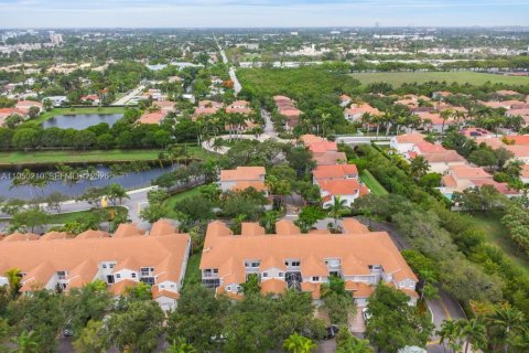 Adosado en venta en Hollywood, Florida, 3 dormitorios, 162.39 m2 № 2006368 - foto 25