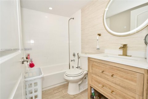 Condo in Cutler Bay, Florida, 1 bedroom  № 2051533 - photo 21