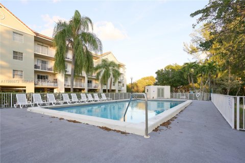 Condo in Cutler Bay, Florida, 1 bedroom  № 2051533 - photo 27