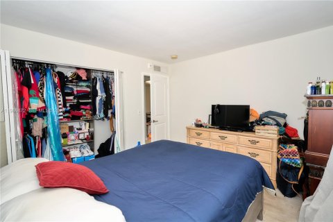 Condo in Cutler Bay, Florida, 1 bedroom  № 2051533 - photo 20