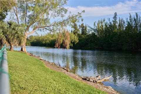 Condo in Cutler Bay, Florida, 1 bedroom  № 2051533 - photo 29