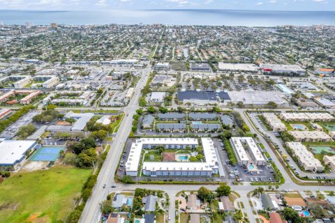Condo in Deerfield Beach, Florida, 2 bedrooms  № 2184952