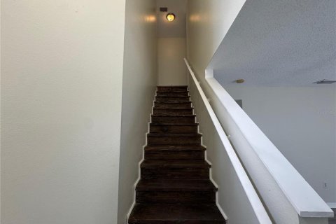 Villa ou maison à louer à Riverview, Floride: 4 chambres, 169.18 m2 № 1853942 - photo 7