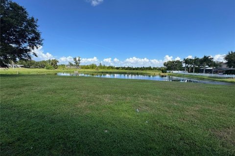 Villa ou maison à louer à Riverview, Floride: 4 chambres, 169.18 m2 № 1853942 - photo 5