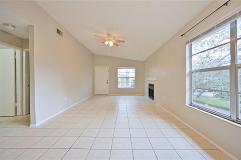 Condominio en alquiler en Tampa, Florida, 2 dormitorios, 84.73 m2 № 1876936 - foto 8