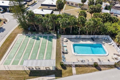 Villa ou maison à vendre à New Port Richey, Floride: 2 chambres, 67.08 m2 № 2233301 - photo 21