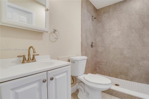 Casa en venta en Jupiter, Florida, 5 dormitorios, 149.39 m2 № 2002490 - foto 8
