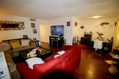 Copropriété à louer à Boynton Beach, Floride: 2 chambres, 85.56 m2 № 2183388 - photo 2
