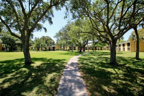 Copropriété à louer à Boynton Beach, Floride: 2 chambres, 85.56 m2 № 2183388 - photo 13