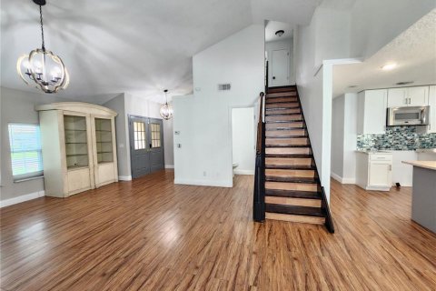 Casa en venta en Orlando, Florida, 4 dormitorios, 173.17 m2 № 1899330 - foto 6