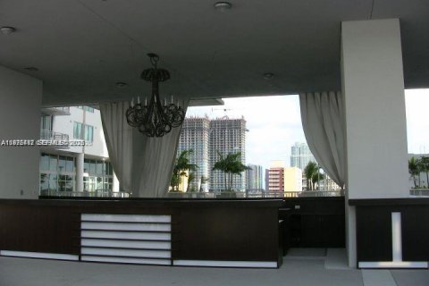 Снять в аренду кондоминиум в Майами, Флорида 1 спальня, 59.27м2, № 2043953 - фото 21