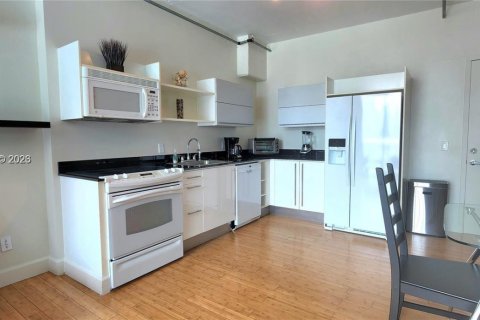 Снять в аренду кондоминиум в Майами, Флорида 1 спальня, 59.27м2, № 2043953 - фото 4