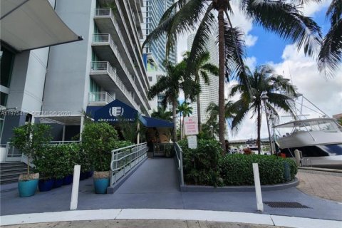 Снять в аренду кондоминиум в Майами, Флорида 1 спальня, 59.27м2, № 2043953 - фото 25