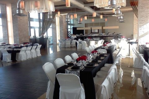 Снять в аренду кондоминиум в Майами, Флорида 1 спальня, 59.27м2, № 2043953 - фото 20