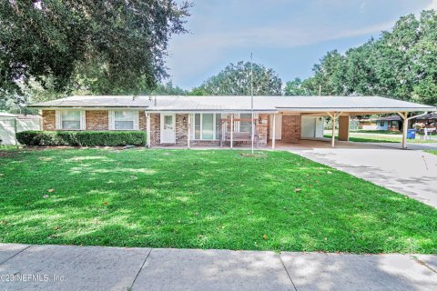 House in Macclenny, Florida 3 bedrooms, 128.21 sq.m. № 771674 - photo 1