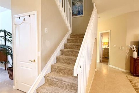 Casa en venta en Fort Myers, Florida, 5 dormitorios, 274.71 m2 № 2302420 - foto 16