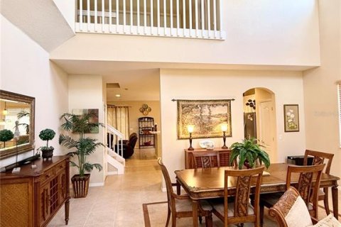 Casa en venta en Fort Myers, Florida, 5 dormitorios, 274.71 m2 № 2302420 - foto 3