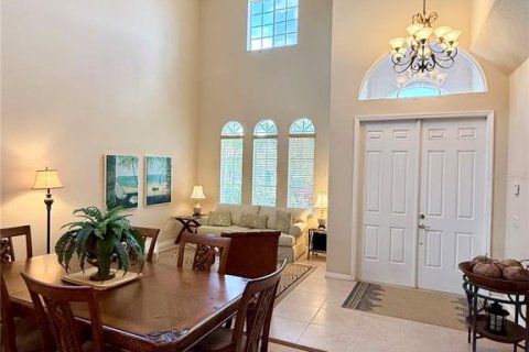Casa en venta en Fort Myers, Florida, 5 dormitorios, 274.71 m2 № 2302420 - foto 6
