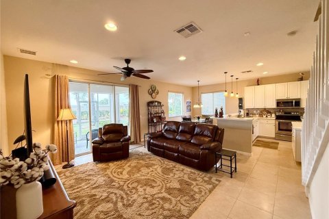 Casa en venta en Fort Myers, Florida, 5 dormitorios, 274.71 m2 № 2302420 - foto 14