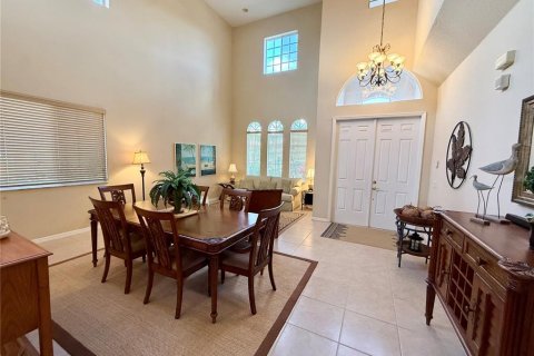 Casa en venta en Fort Myers, Florida, 5 dormitorios, 274.71 m2 № 2302420 - foto 8