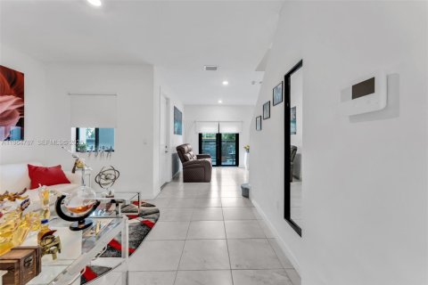 Adosado en alquiler en Homestead, Florida, 3 dormitorios, 135.92 m2 № 2026081 - foto 6