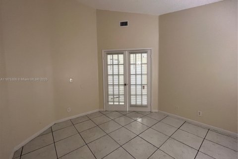Condominio en alquiler en North Lauderdale, Florida, 3 dormitorios, 130.43 m2 № 1926331 - foto 3