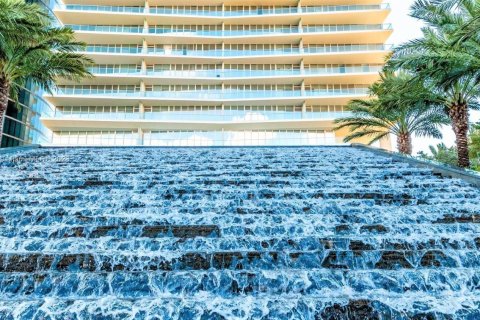 Condo in Sunny Isles Beach, Florida, 5 bedrooms  № 1860821 - photo 16