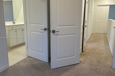 Adosado en alquiler en Deerfield Beach, Florida, 3 dormitorios, 130.99 m2 № 2046690 - foto 7